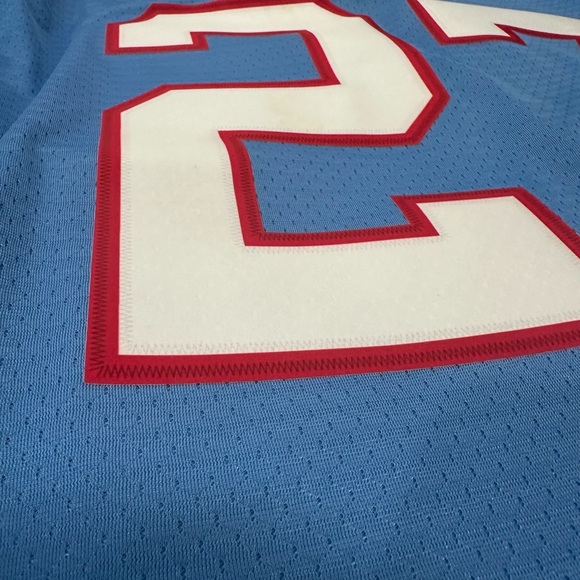 Oilers Jersey - Picture 2 of 4